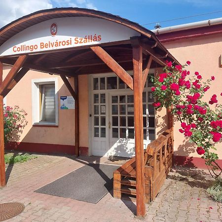 Collingo Belvarosi Szallas Appartement Kazincbarcika Buitenkant foto