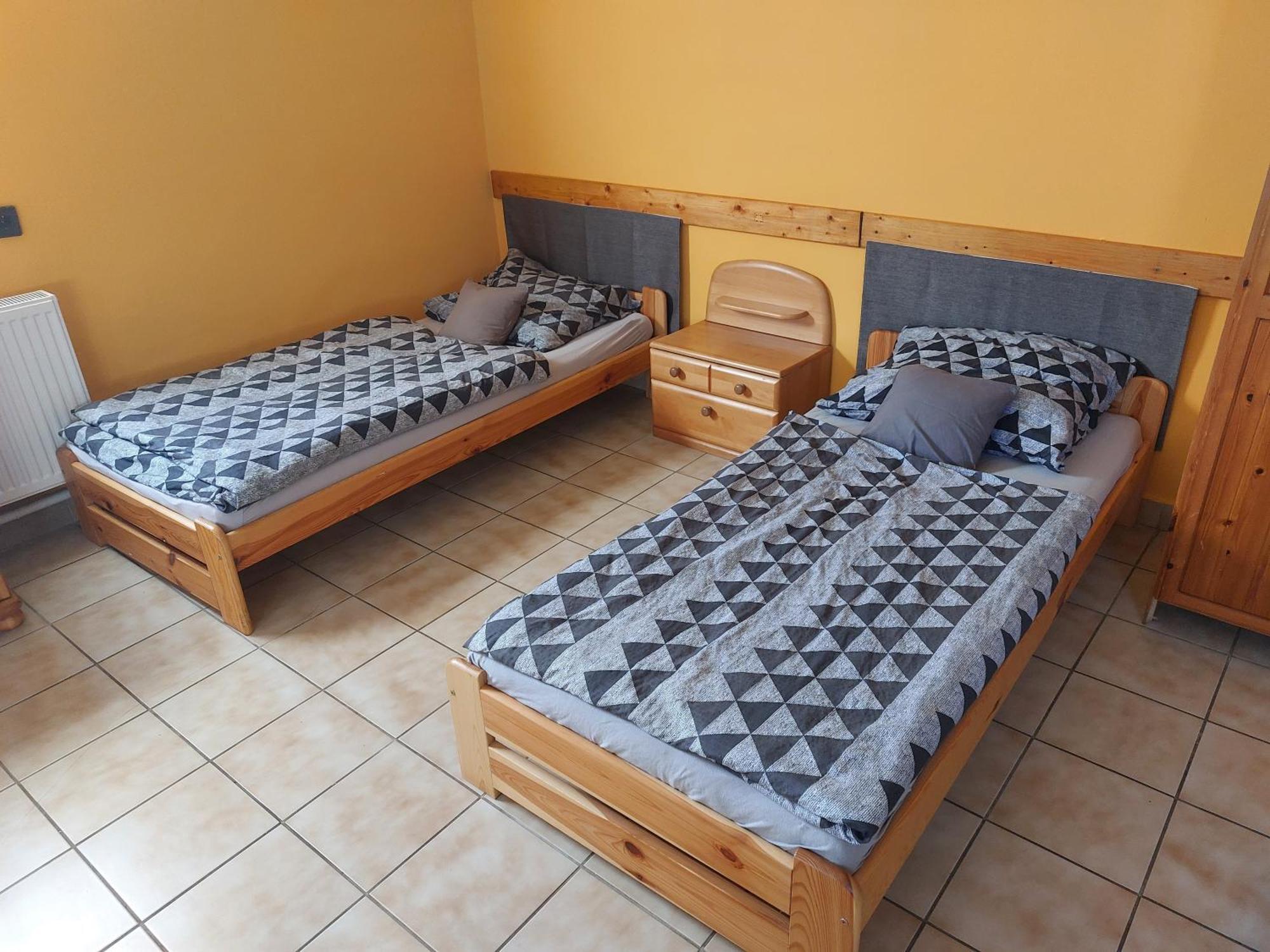 Collingo Belvarosi Szallas Appartement Kazincbarcika Buitenkant foto